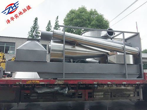 澤華與客戶訂購了一臺(tái)LPG-200型離心噴霧干燥機(jī)