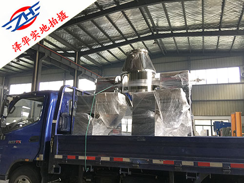 澤華與客戶訂購了一臺(tái)SZG型雙錐回轉(zhuǎn)真空干燥機(jī)和兩臺(tái)YK搖擺顆粒機(jī)